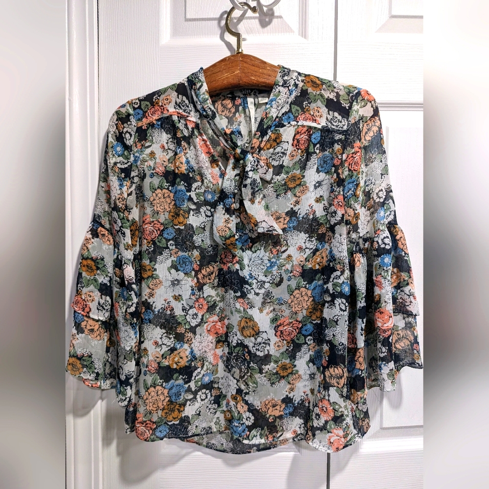 Lauren Conrad Floral Blouse Size XS